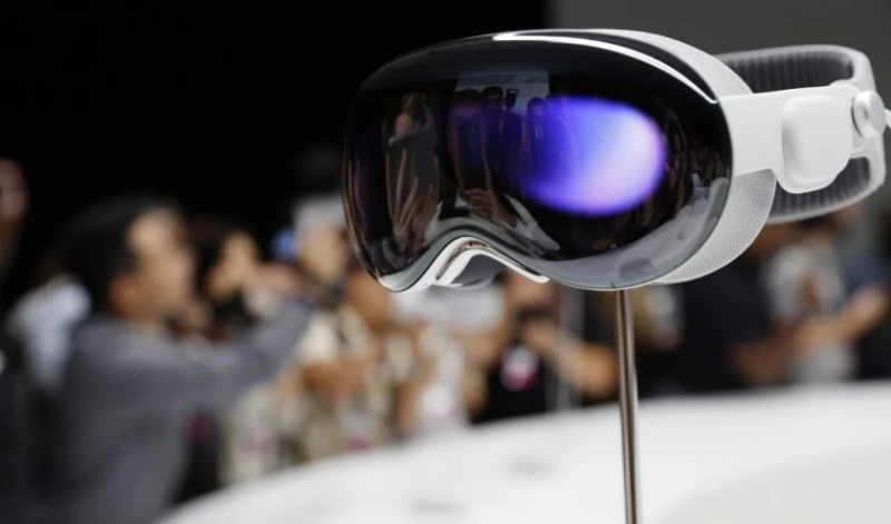 Футурологът Мариана Тодорова за умните очила на Apple: Следващото голямо нещо, което ще ни впримчи в капана си