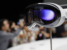 Футурологът Мариана Тодорова за умните очила на Apple: Следващото голямо нещо, което ще ни впримчи в капана си