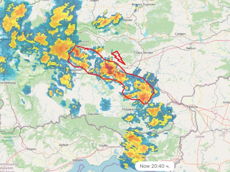 Meteo Balkans: На 10 километра източно от Пловдив е страшно!
