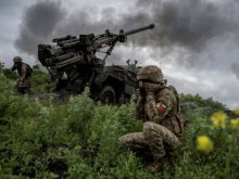 НАТО настоява за общи стандарти за справяне с недостига на боеприпаси за Украйна