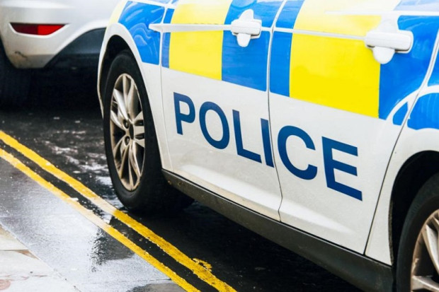 Британската полиция разпитва днес мъж по подозрение в убийство и