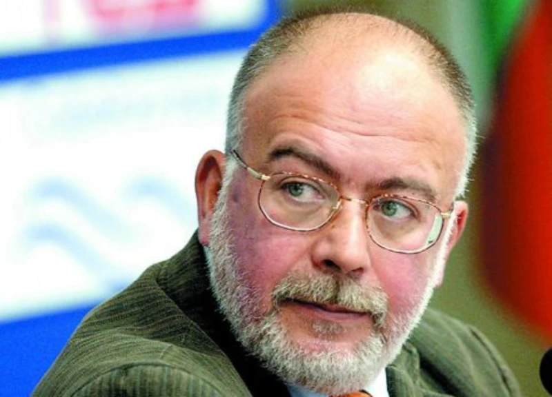 Кольо Колев: Уговорка за кабинета "Денков-Габриел" може да е Комисията за имунитети