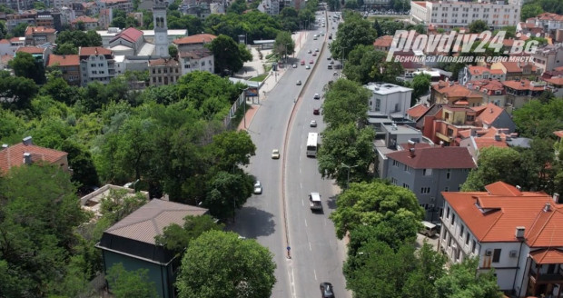 </TD
>Известният пловдивски икономист твърди, че населението на Пловдив не се