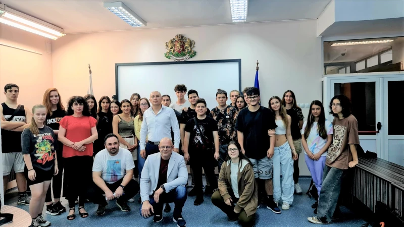 Пловдивската прокуратура е съорганизатор на национален конкурс за плакат