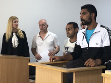 Тези са двама от задържаните за мелето в Калояново, чакали за социални помощи