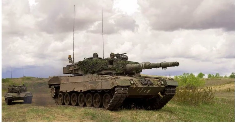 Канада ще подсили позициите си в НАТО с разполагането на 15 танка Leopard в Латвия