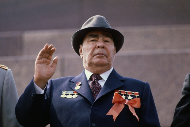 На този ден през 1964 година Леонид Брежнев става лидер