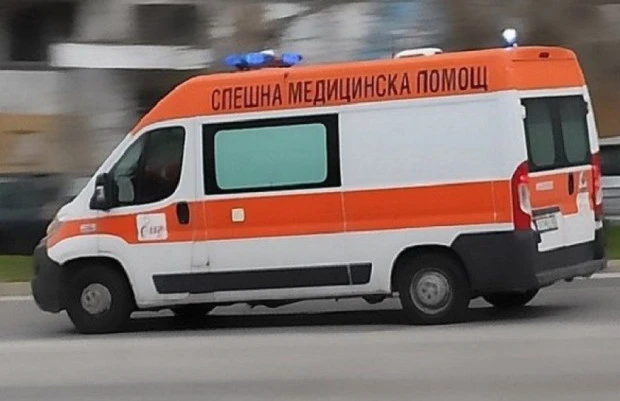 32-годишен шофьор е с опасност за живота след катастрофа в Шуменско
