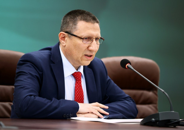 Министърът на правосъдието Атанас Славов съобщи че ще инициира включването
