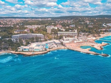 14 души са приети в болница след посещение на заведение на морето