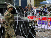 НАТО е готово да действа, за да спаси мира в Косово, призовава за деескалация