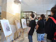 Ученическа изложба "Литературно вдъхновение в картини" в Добрич