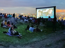 "Кино под звездите" се завръща в Пловдив с 12 безплатни прожекции в паркове