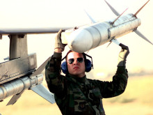 България участва в договор на Пентагона за доставка на ракети AMRAAM
