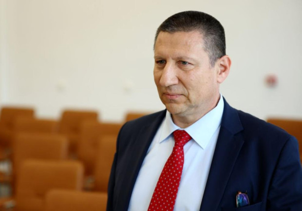 Изпълняващият функциите главен прокурор Борислав Сарафов поиска информация от министъра