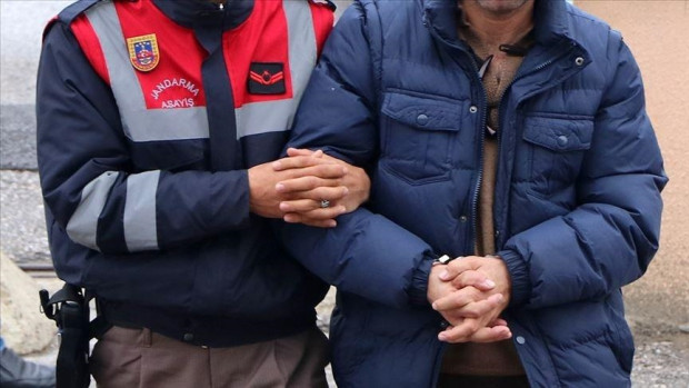 Турските сили за сигурност задържаха заподозрян за член на терористичната