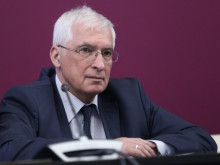 Проф. Дуранкев: Финансовият министър има още няколко карти в ръкавите си