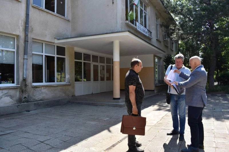 Община Асеновград спечели финансиране за проект по "Красива България", ще санират училището в с. Мулдава
