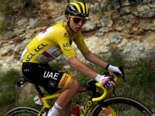 Двукратен шампион в "Тур дьо Франс" възстановен за състезанието този сезон