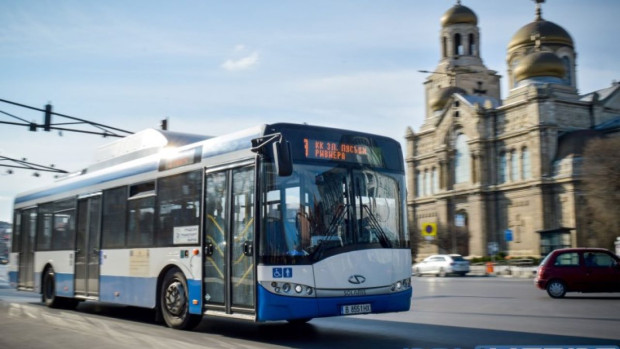 Празничното разписание на автобусите с удължено работно време във Варна