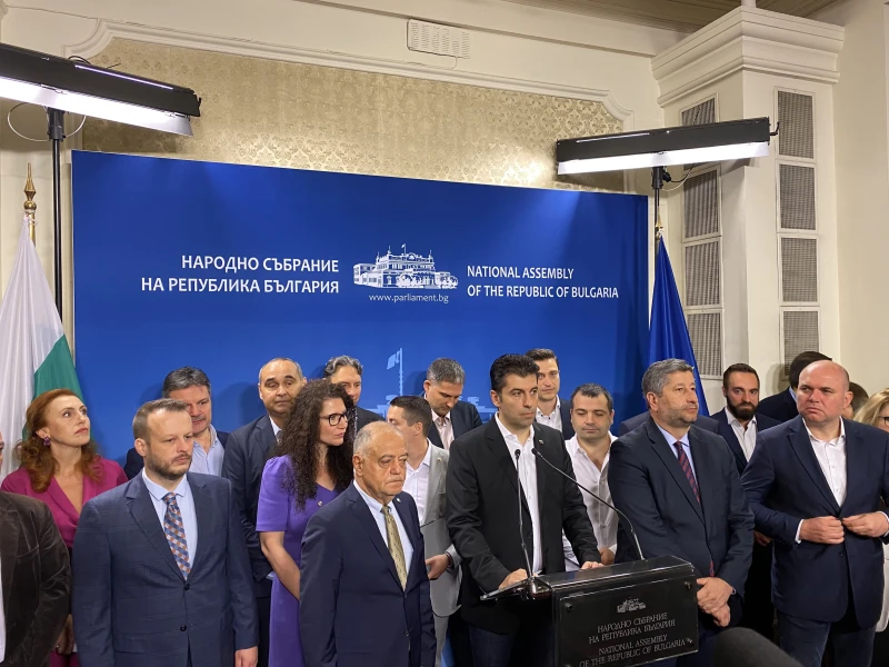 Кирил Петков: Няма да влезем в зала, така не може да се продължава
