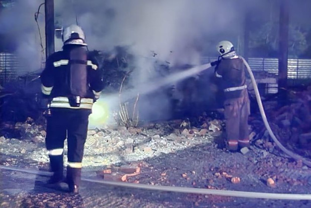 TD Пожар лумна в Пловдив на метри от спешния сектор на