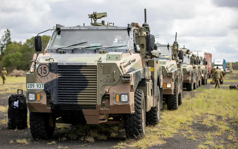 Австралия отпуска нов пакет военна помощ за Украйна със 70 бронирани машини