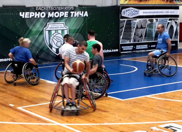 Международен турнир по баскетбол на колички ще се проведе във Варна