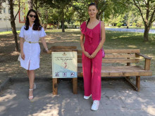 В Пловдив вече има специални пейки за кърмене