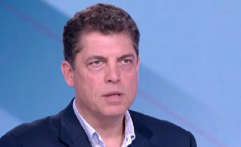 Милен Велчев попита: До колко е разумно увеличаването на пенсиите и учителските заплати?