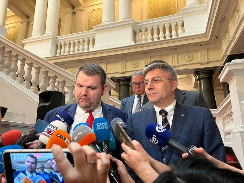 Пеевски напуска Конституционната комисия: Правя крачка назад в името на България