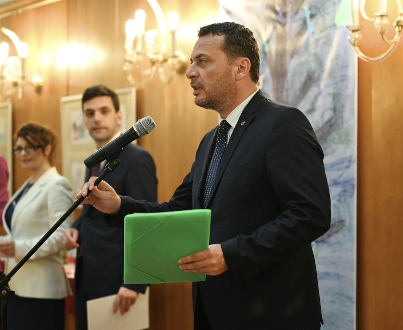 �� ���������� �� ���� ������ � �� �������� ������ ���-������� � �������� ���������