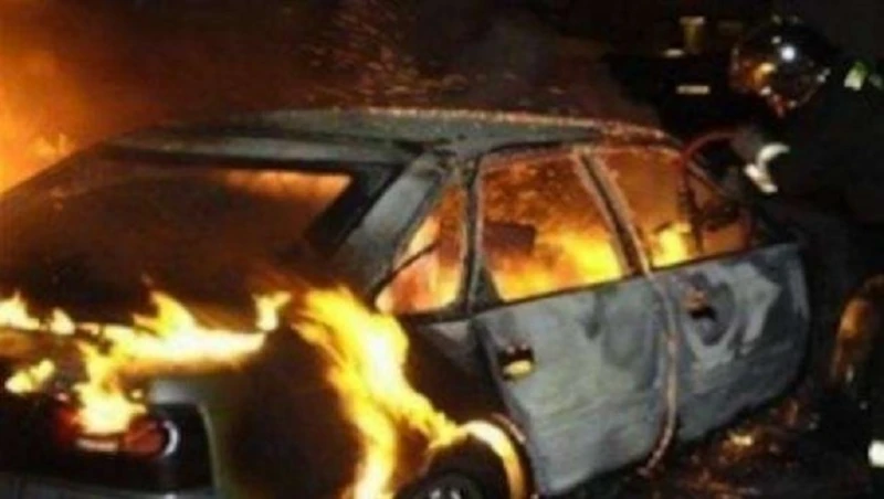 Автомобил изгоря в мездренското село Дърманци