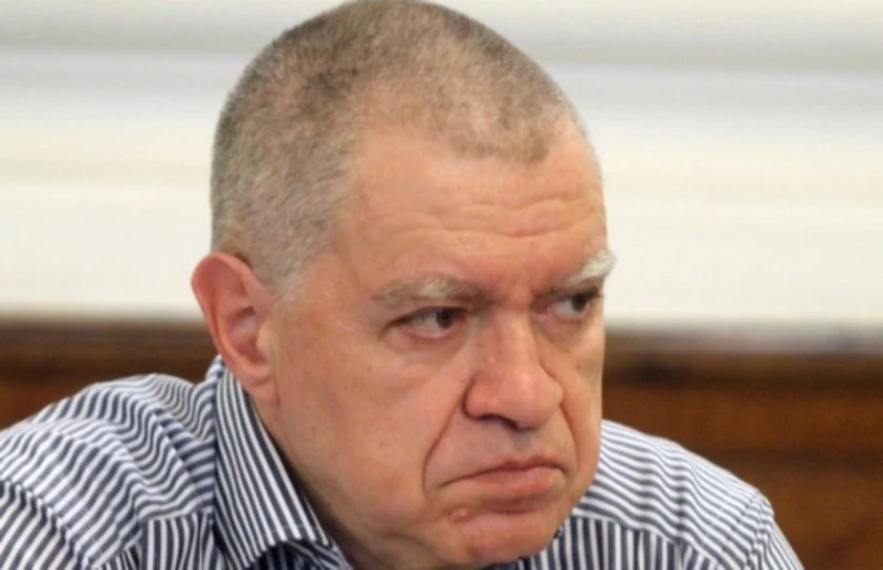 Проф. Константинов: Правителството е коалиционно, с елементарен опит за прикриване на този факт