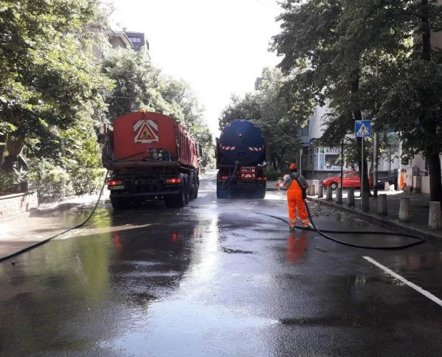 Започва миенето на карета на улици в район "Оборище" в столицата