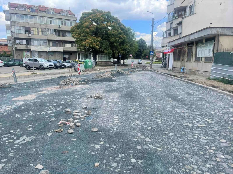 Улица в Ямбол ще бъде затворена за пренареждане на паважната настилка