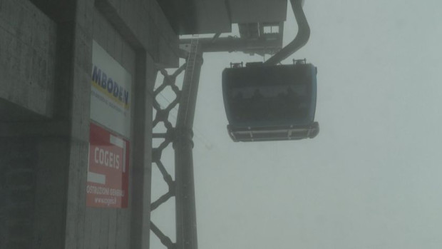 Откриха най-високия кабинков лифт в Алпите между Италия и Швейцария.Той