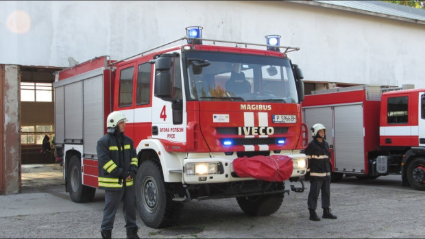 TD Сирени в знак на символичен протест на пожарникарите в Русе