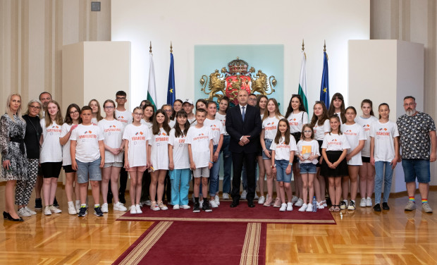 Младите хора на България и РСМ дават пример на политиците
