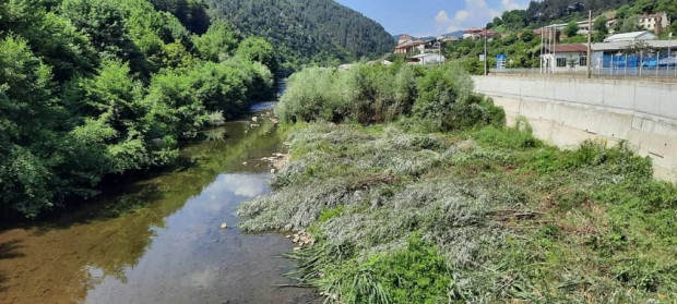 В Златоград стартира почистване на коритото на река Върбица и притоците й