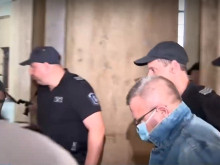 Решават дали съдия Митев да остане в ареста