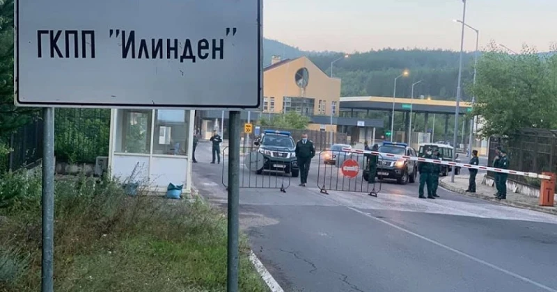 През кои гранични пунктове може да избегнем огромните опашки за Гърция?