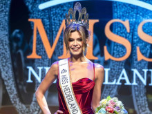 Трансджендър с имигрантски корени спечели конкурса "Мис Нидерландия", ще представя страната на "Мис Вселена"