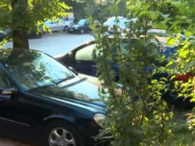 Недоволство в "Люлин" заради глоби за паркирани коли пред домове