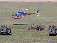 Хеликоптер прелита над Смолян, военните имат учение