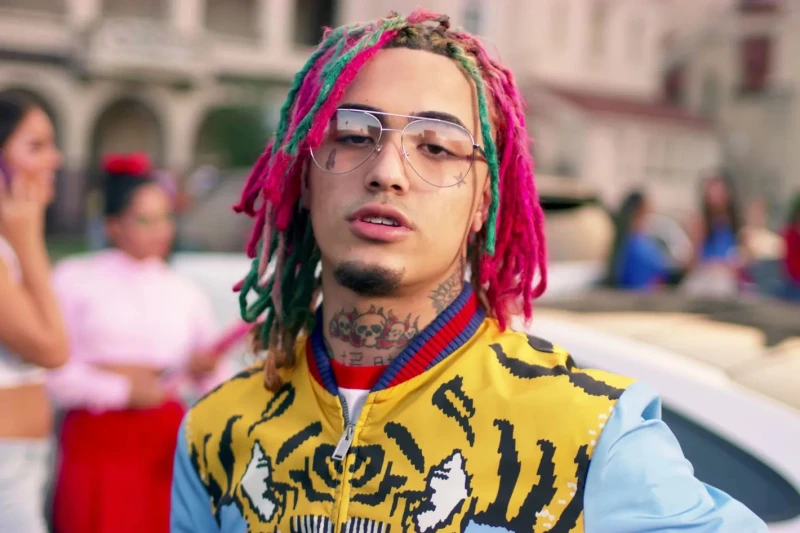 Рапърът Lil Pump ще излезе пред варненска публика тази събота