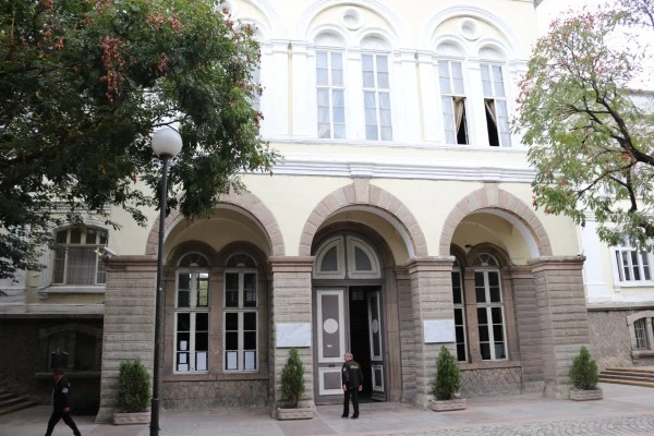 Хуманитарната гимназия е най-желана сред седмокласниците