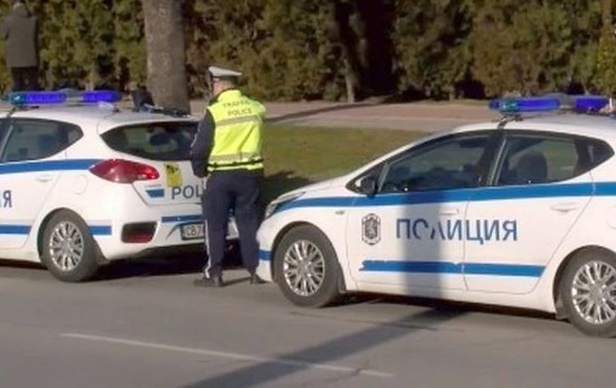 Двама от Хасково и Смолян ругаха грозно униформени в Пловдив