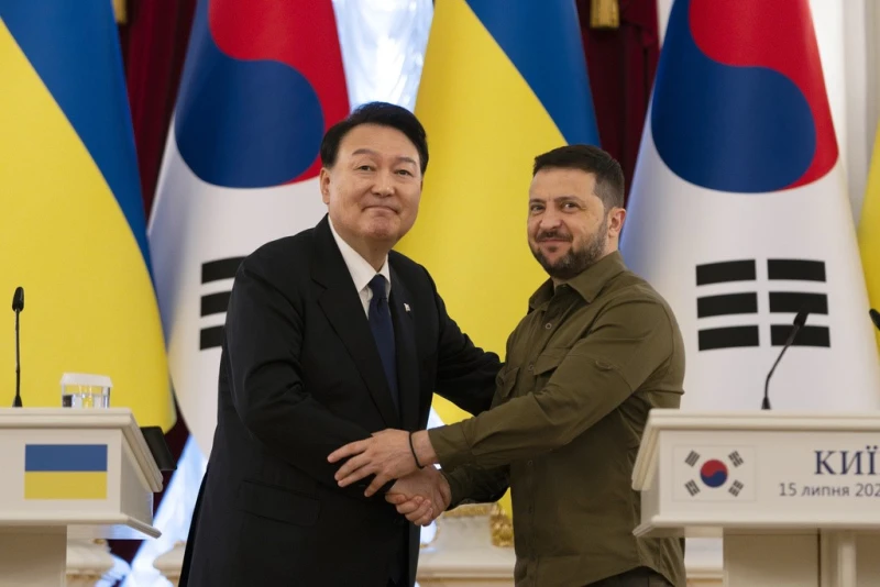 Южна Корея ще увеличи военната и хуманитарната помощ за Украйна тази година