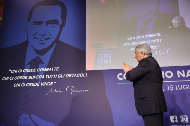 Антонио Таяни е новият временен национален секретар на Forza Italia. Това